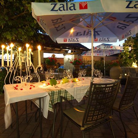 Boutique Hotel Grahor Sezana Bagian luar foto