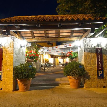 Boutique Hotel Grahor Sezana Bagian luar foto