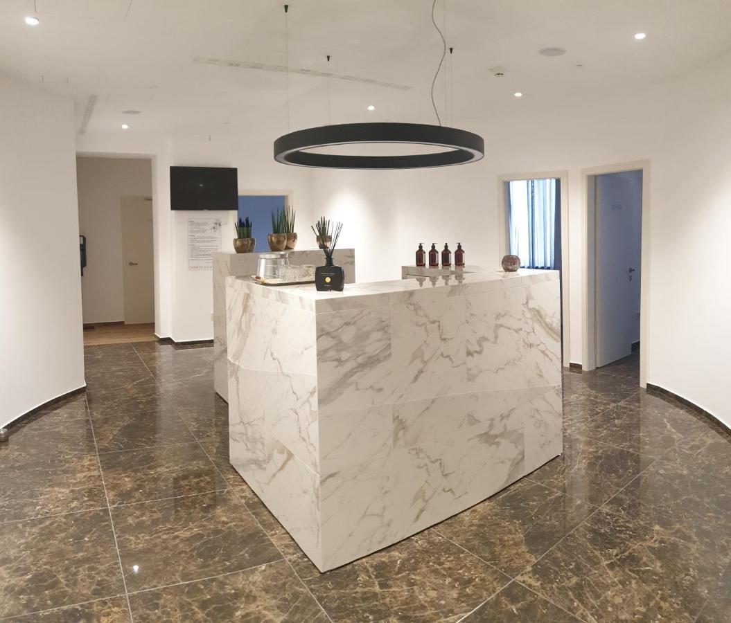 Boutique Hotel Grahor Sezana Bagian luar foto