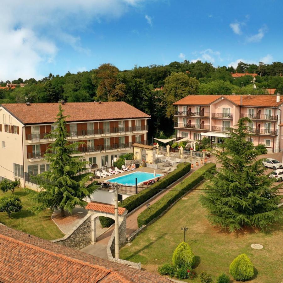 Boutique Hotel Grahor Sezana Bagian luar foto