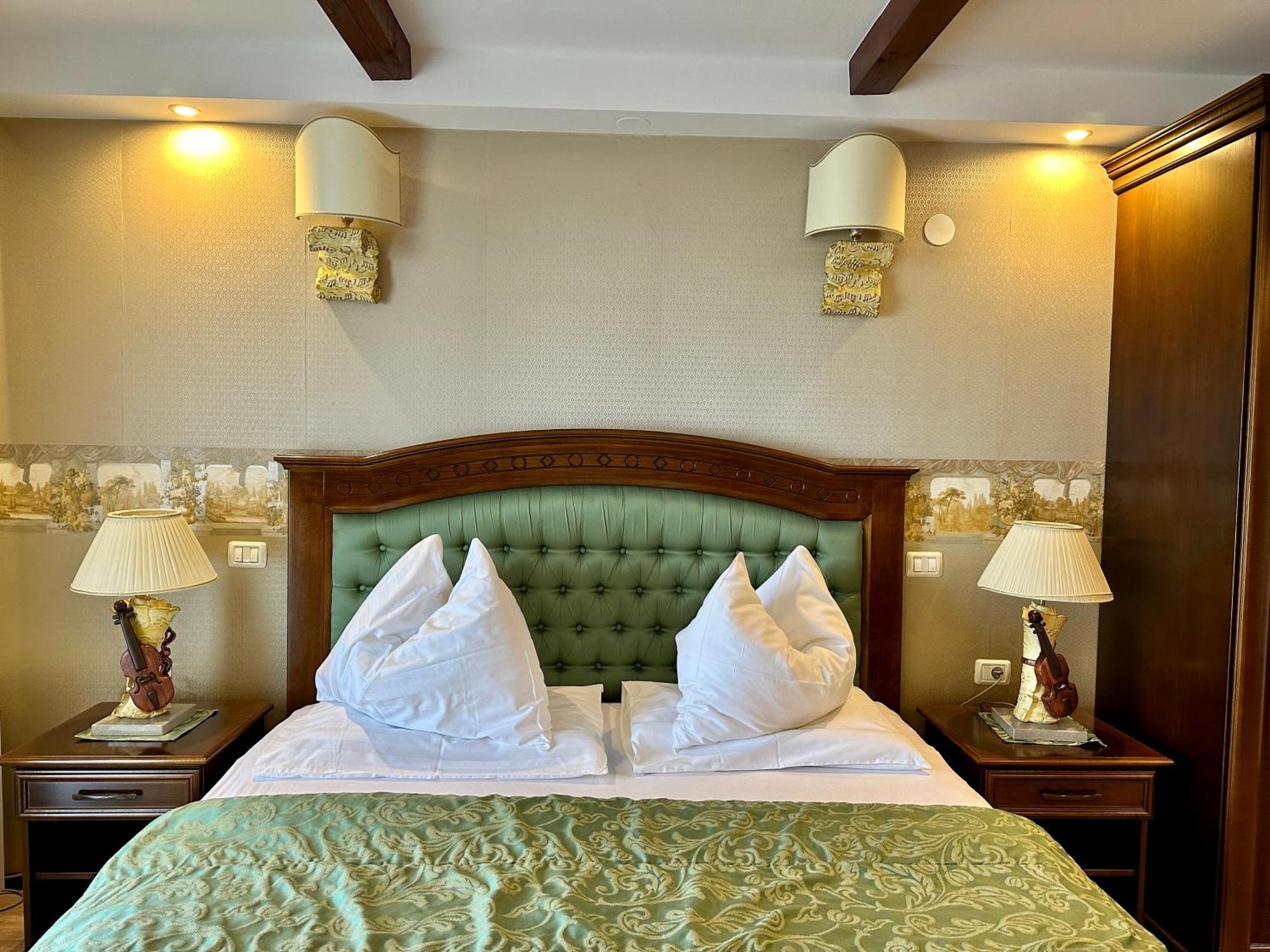 Boutique Hotel Grahor Sezana Ruang foto