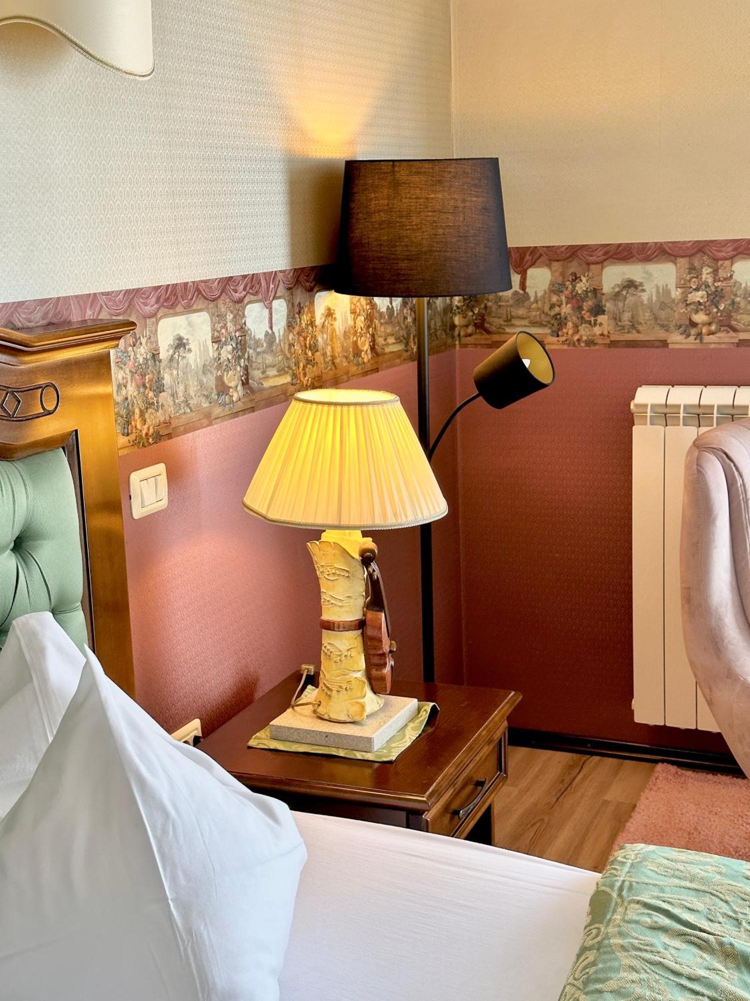 Boutique Hotel Grahor Sezana Ruang foto